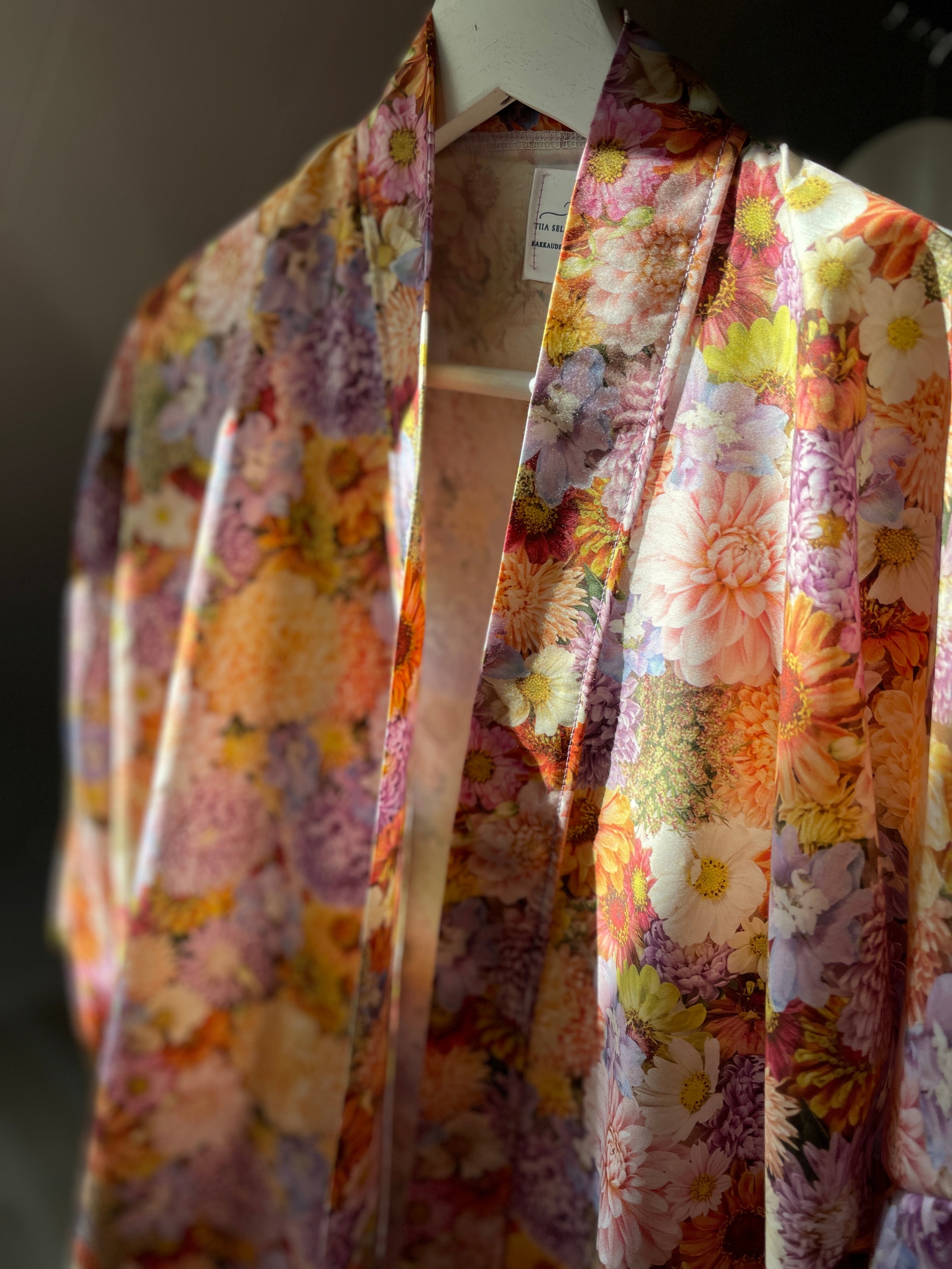 Kukkakimono pastelli S-L